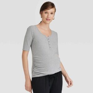Short Sleeve Ribbed Henley Maternity Shirt - Isabel Maternity Gray